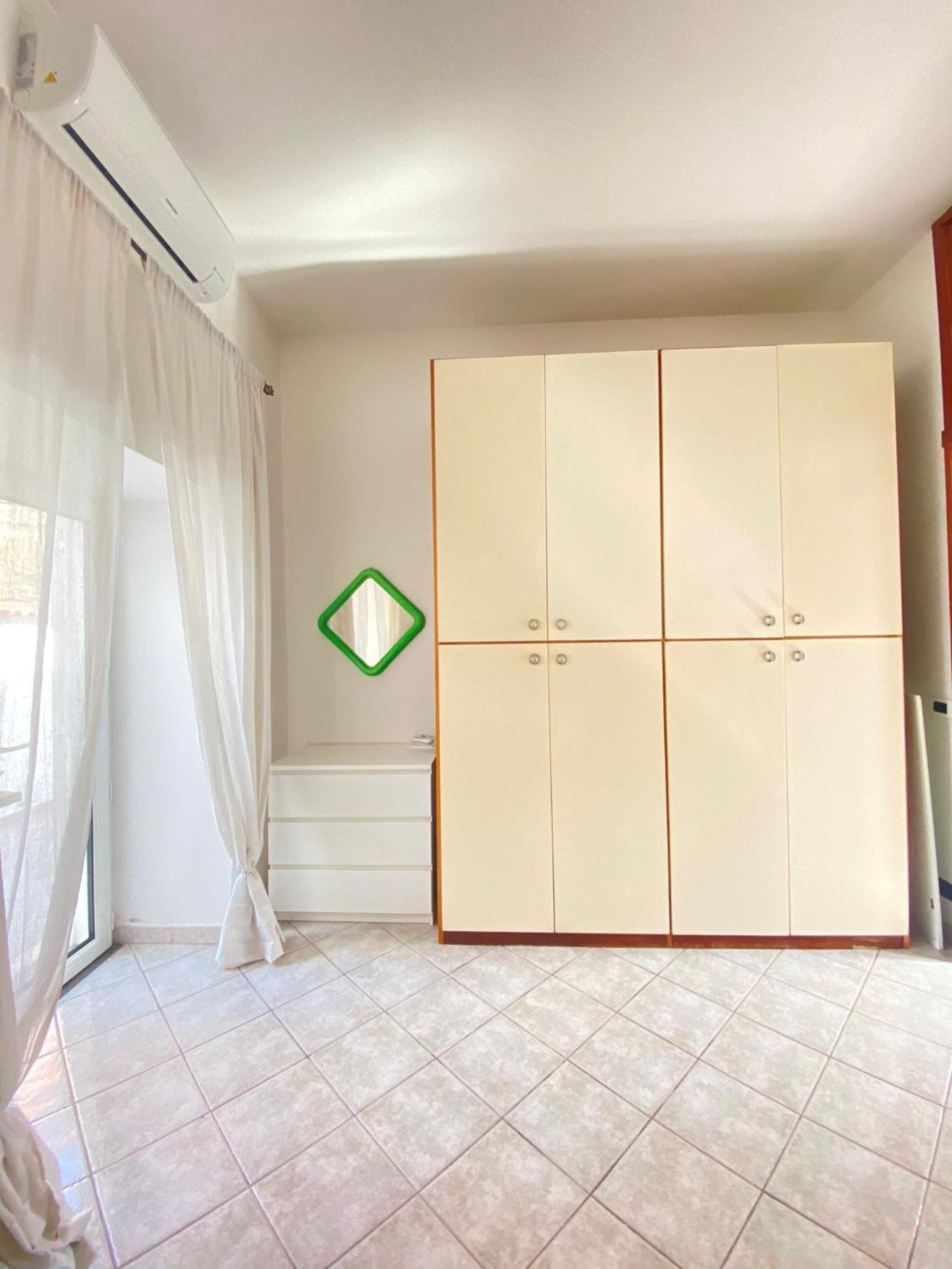 Euploia Apartment อีสเกีย ภายนอก รูปภาพ