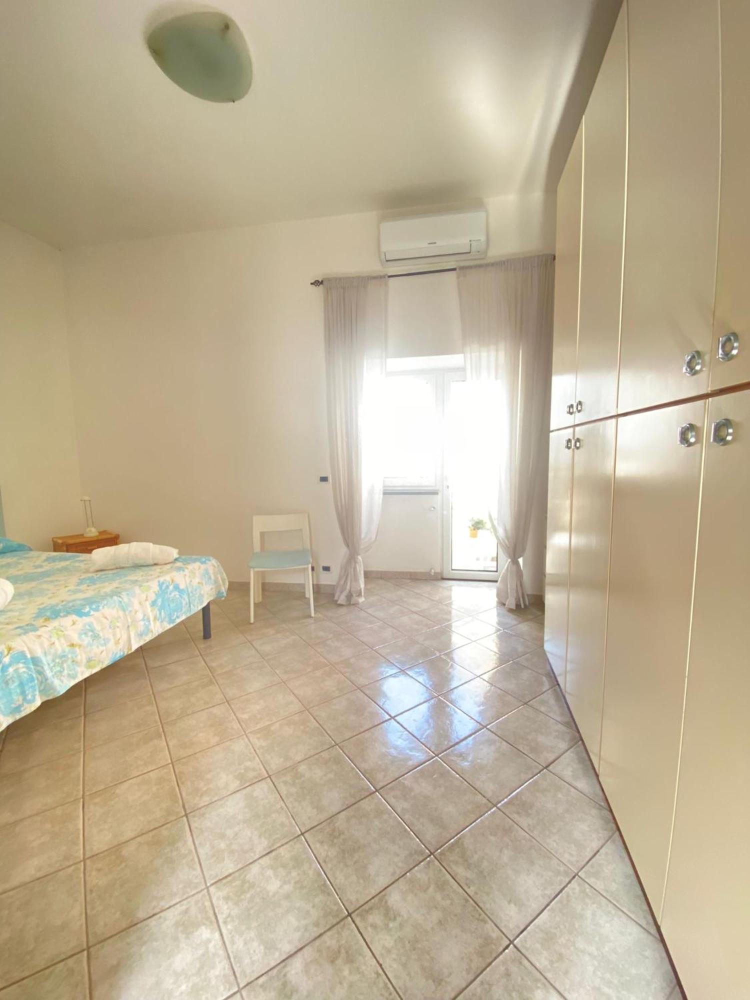 Euploia Apartment อีสเกีย ภายนอก รูปภาพ