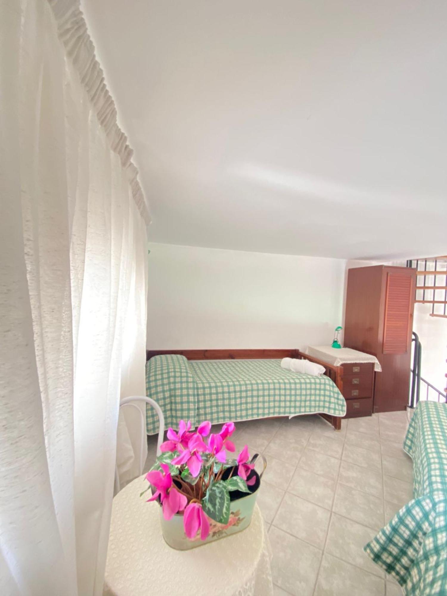 Euploia Apartment อีสเกีย ภายนอก รูปภาพ
