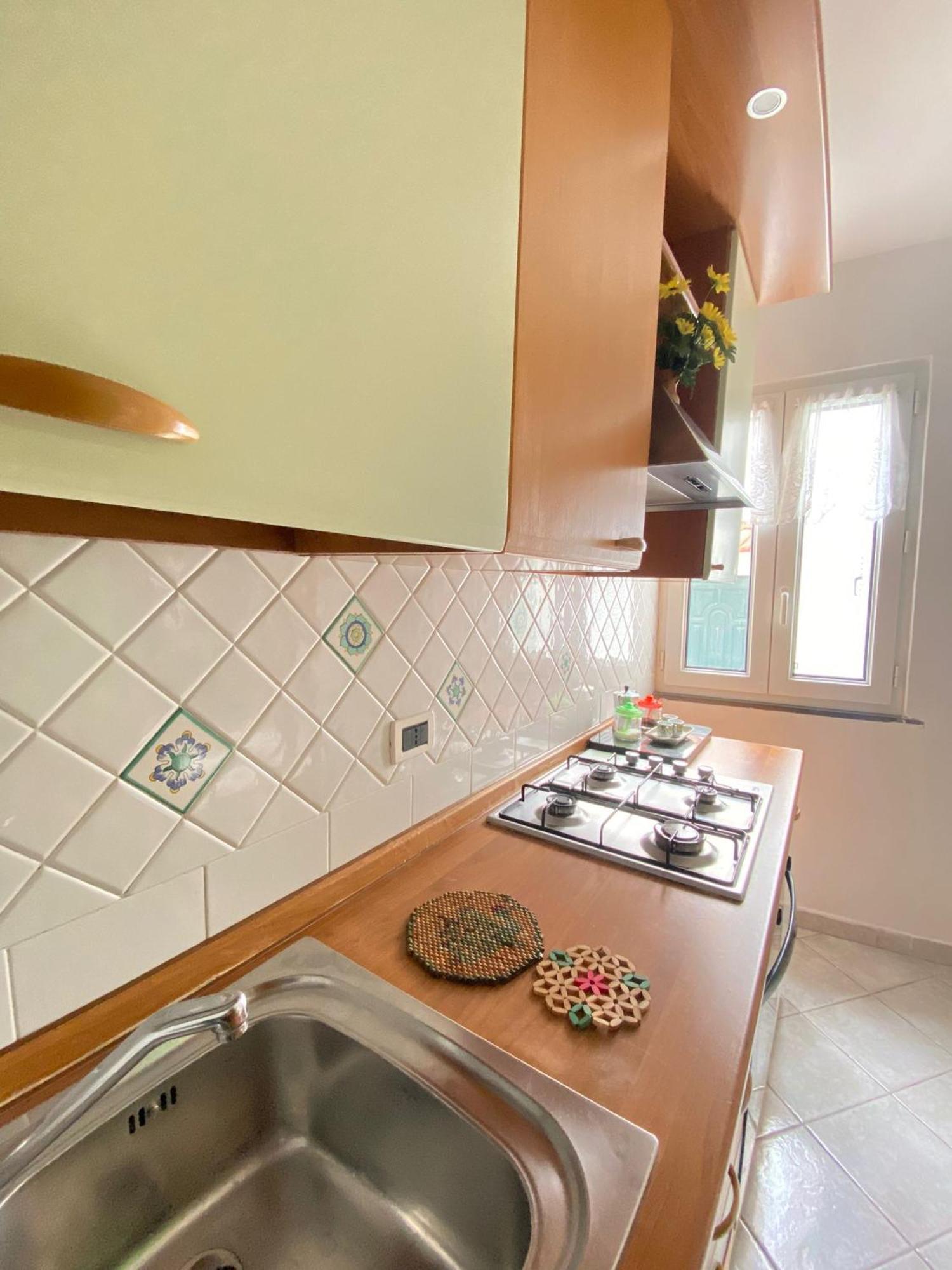 Euploia Apartment อีสเกีย ภายนอก รูปภาพ