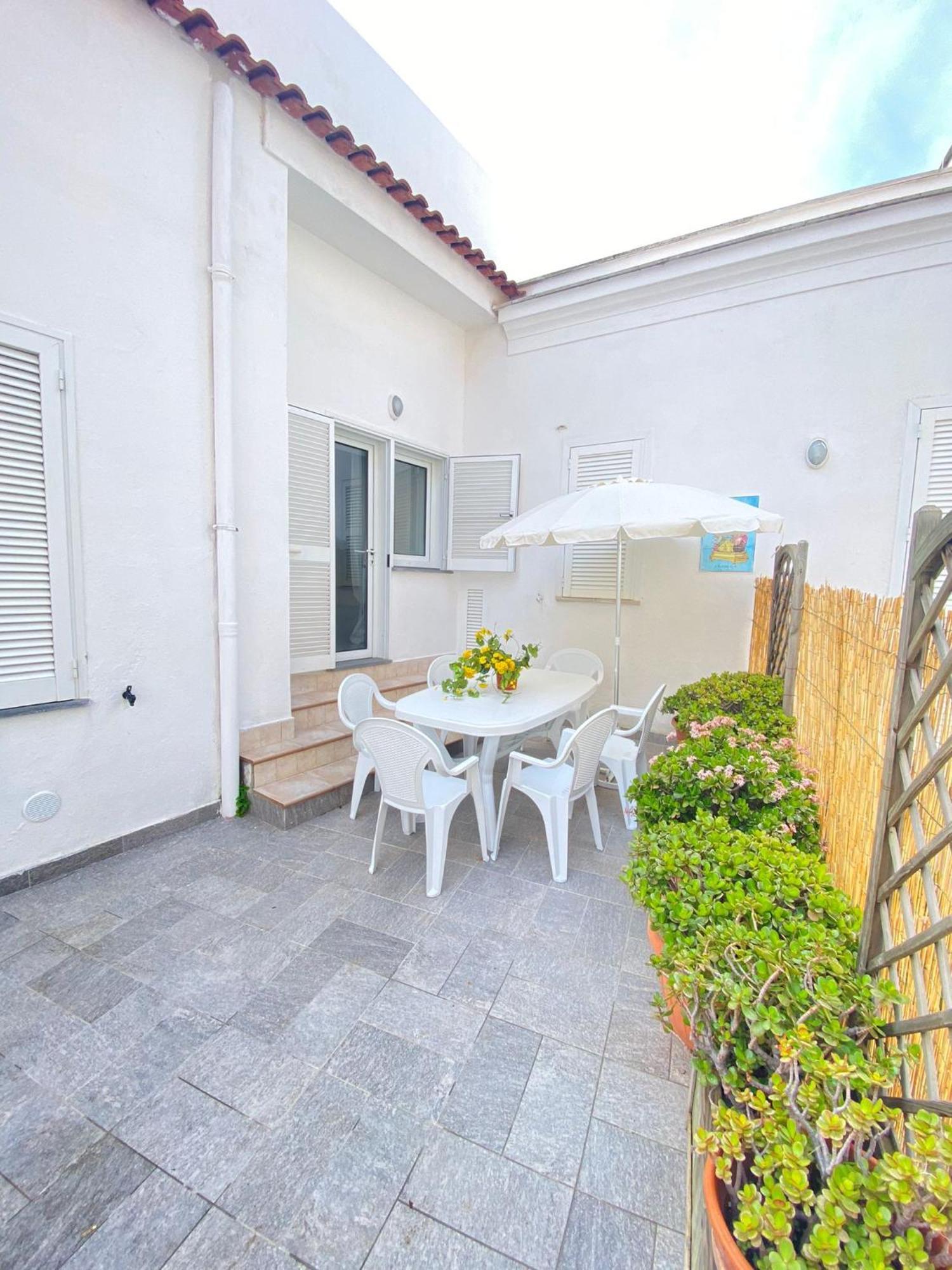 Euploia Apartment อีสเกีย ภายนอก รูปภาพ